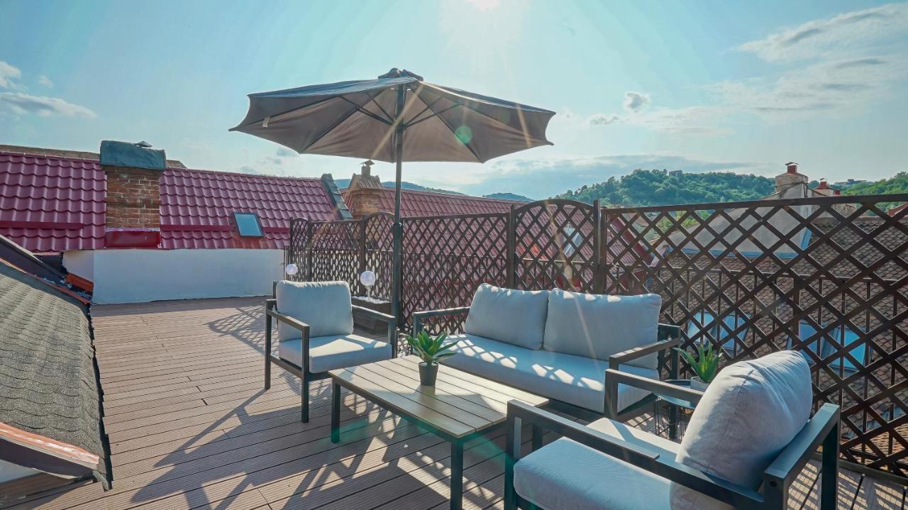 Rooftop Proprety With Large Terrace & Stunning Views - Braşov Eksteriør bilde