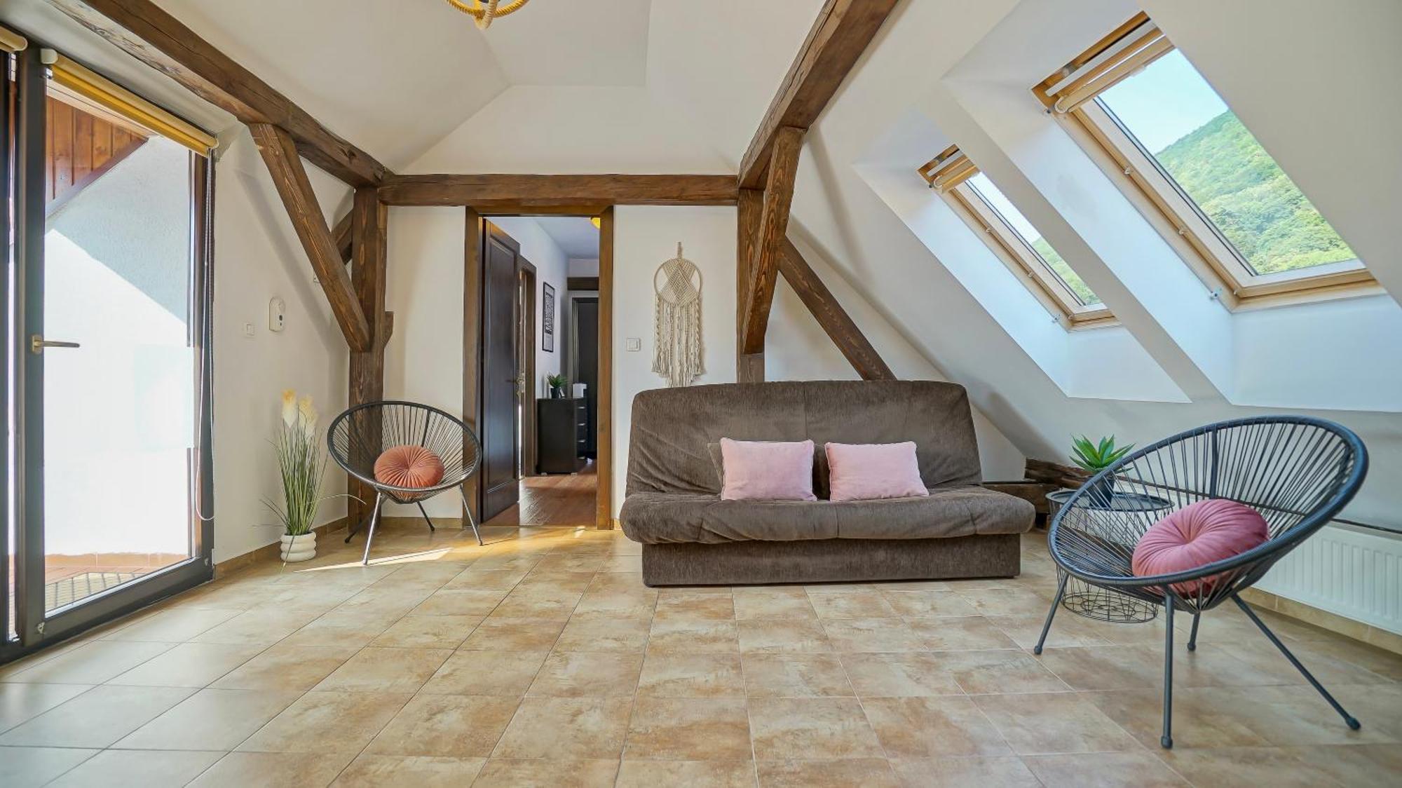Rooftop Proprety With Large Terrace & Stunning Views - Braşov Eksteriør bilde